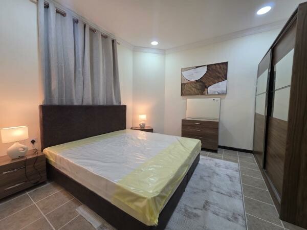 Fully Furnished - Apartment - 5