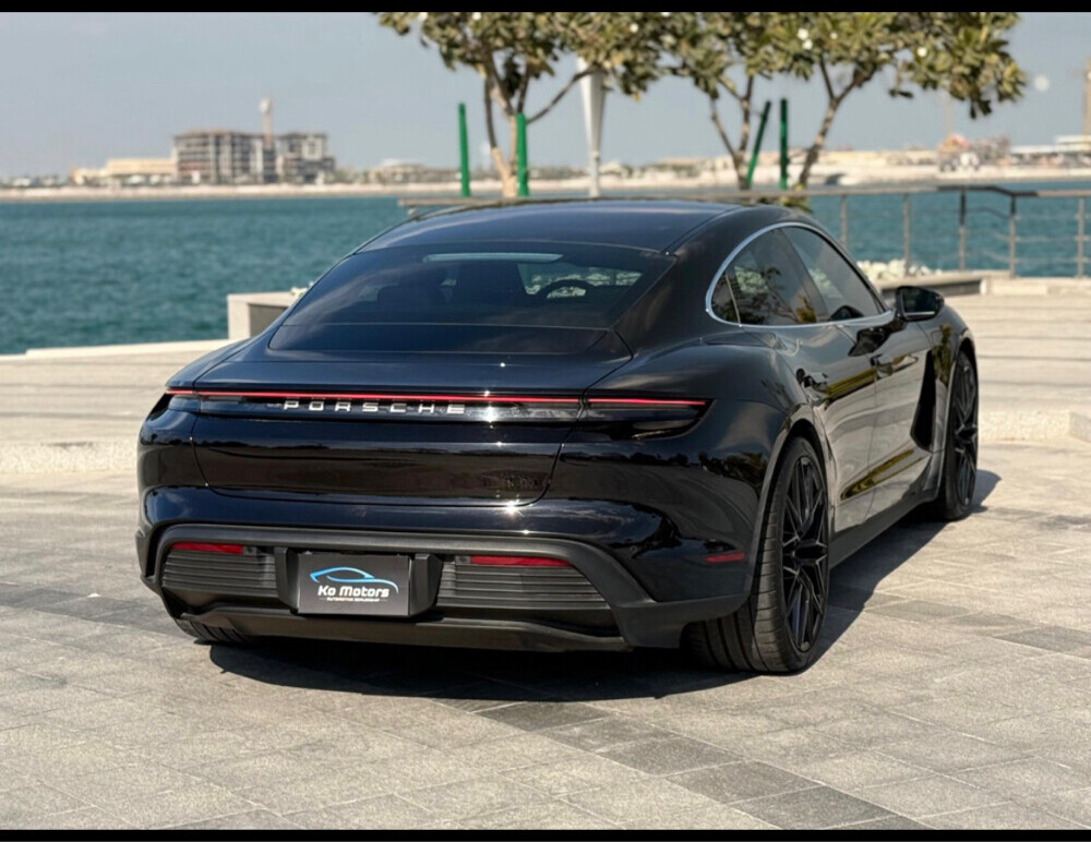 بورش تايكان 4 اس - 3