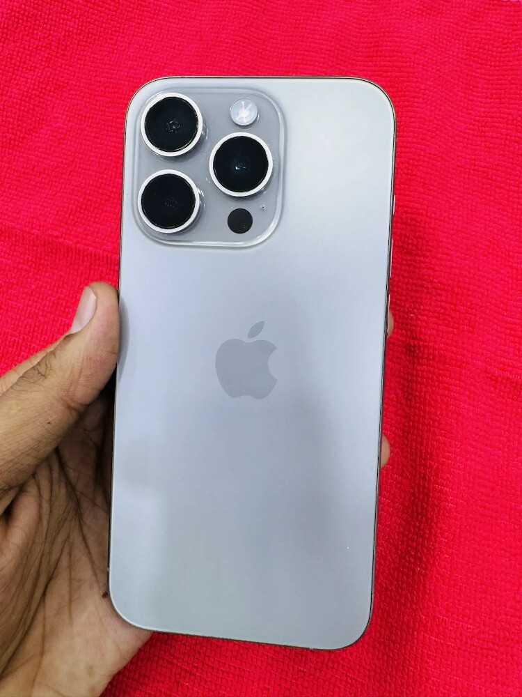 IPhone 15 pro, 256 GB Battery 79%, - 1