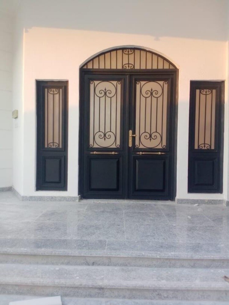 Custom steel Doors and Farms - 4