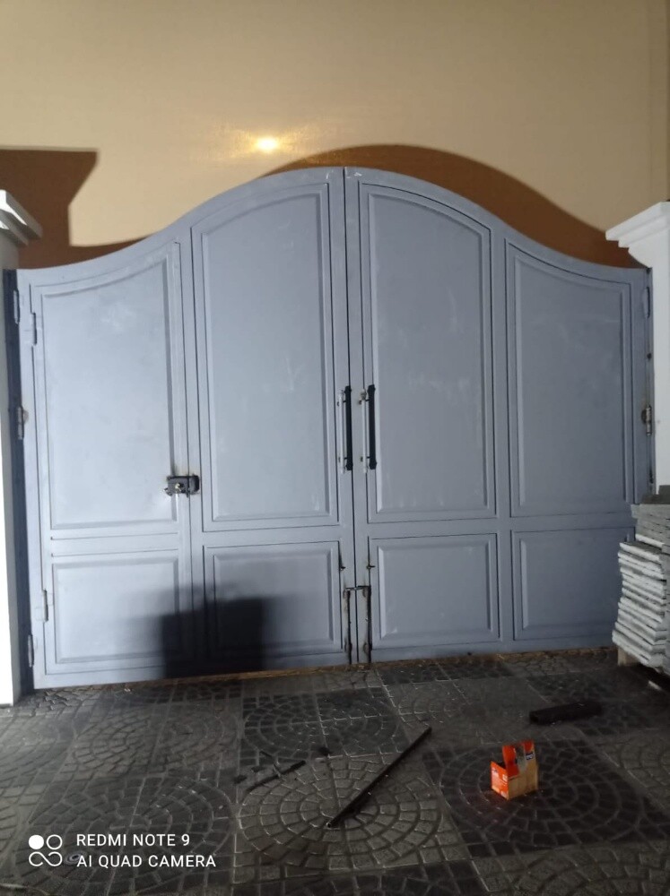Custom steel Doors and Farms - 9