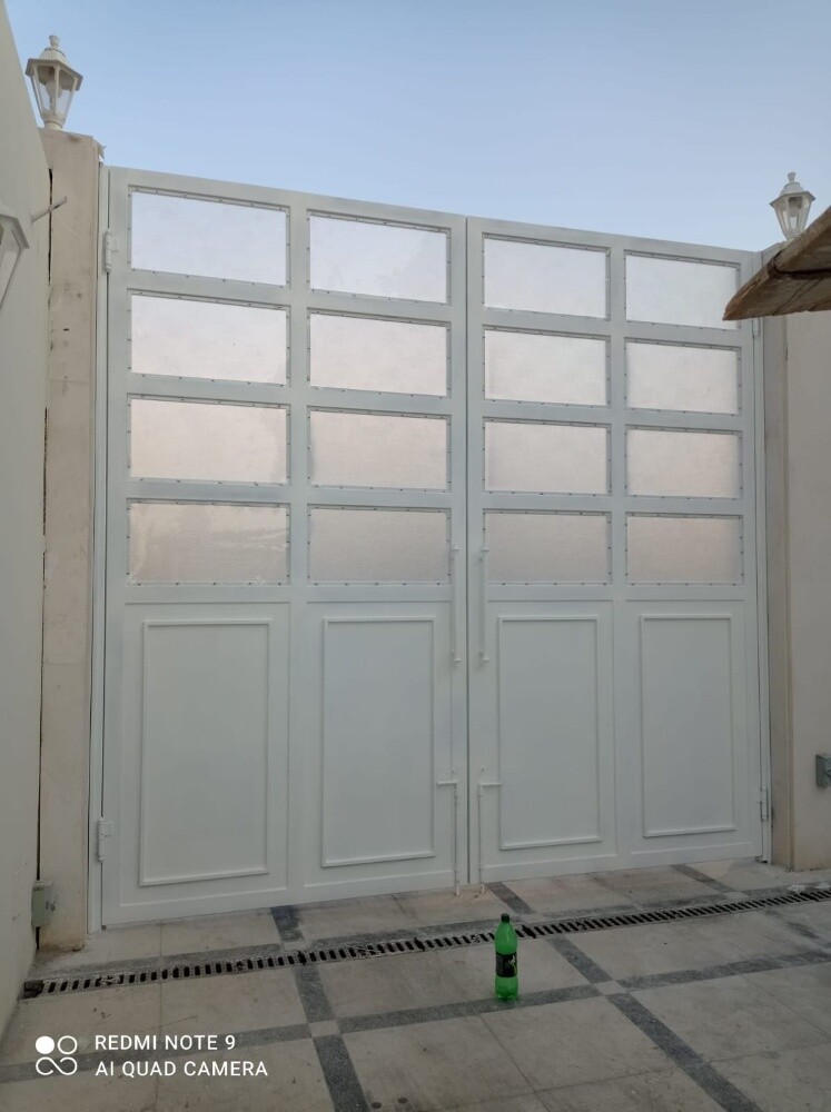 Custom steel Doors and Farms - 27