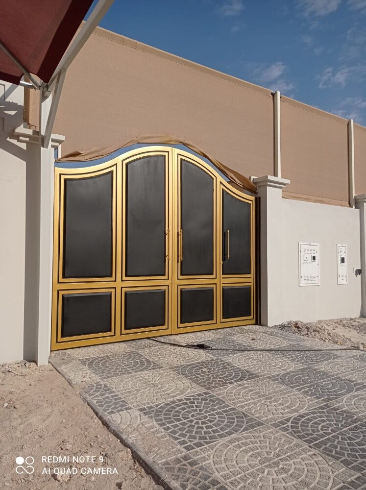 Custom steel Doors and Farms - 15