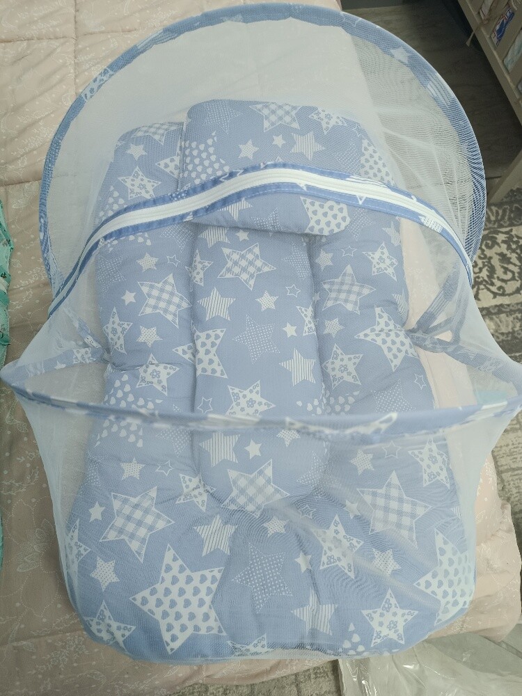 baby shower chair & small matress - 3