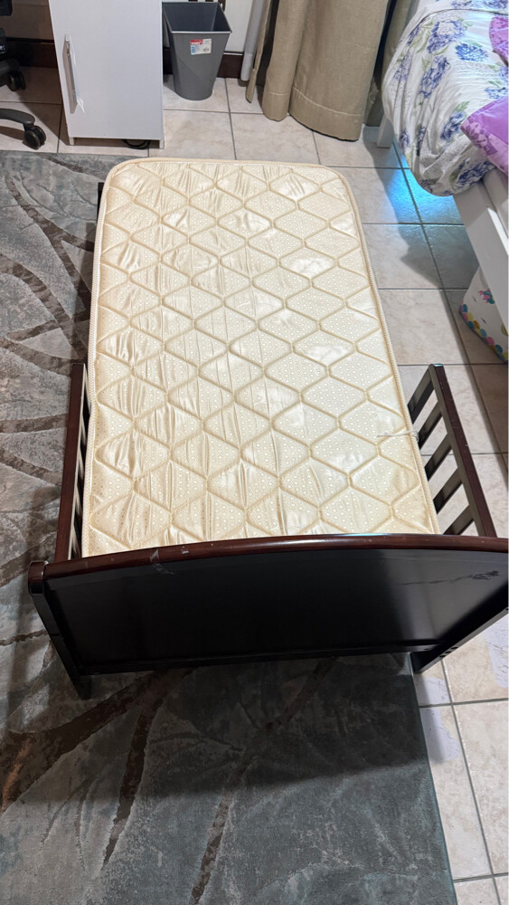 kids bed with mattress  - 4