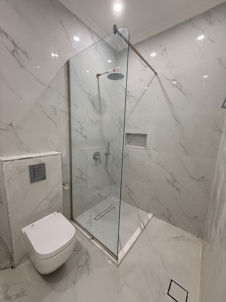 Glass and upvc and Aluminium  - 6