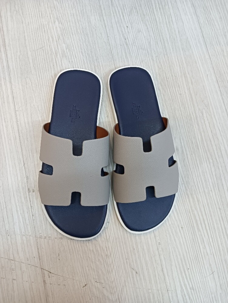 hermes slipper available - 11