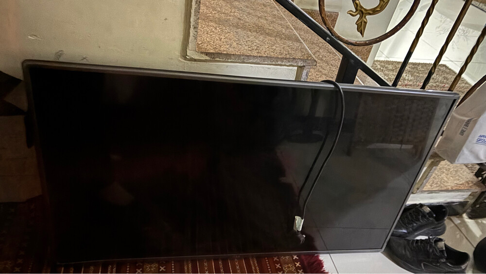 LG TV not working - 1