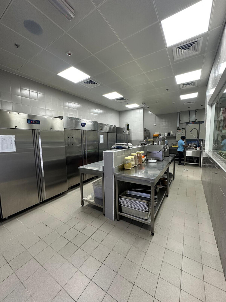 Restaurant equipment  - 1