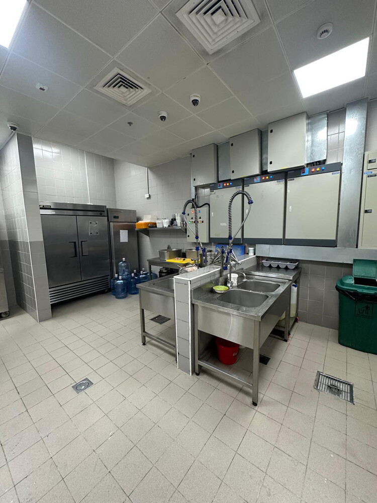 Restaurant equipment  - 4