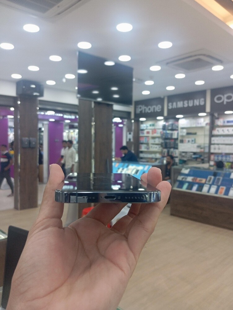 I phone 13 pro max - 5
