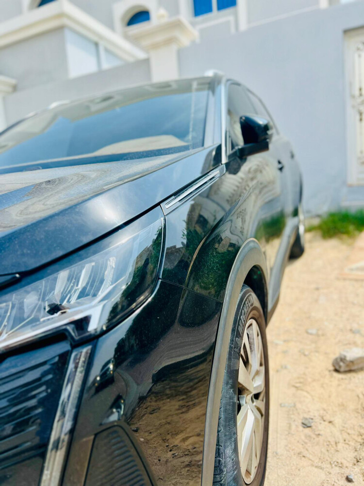 للبيع بيجو 5008  - 9