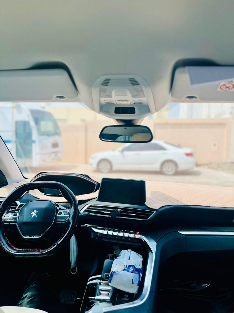للبيع بيجو 5008  - 3