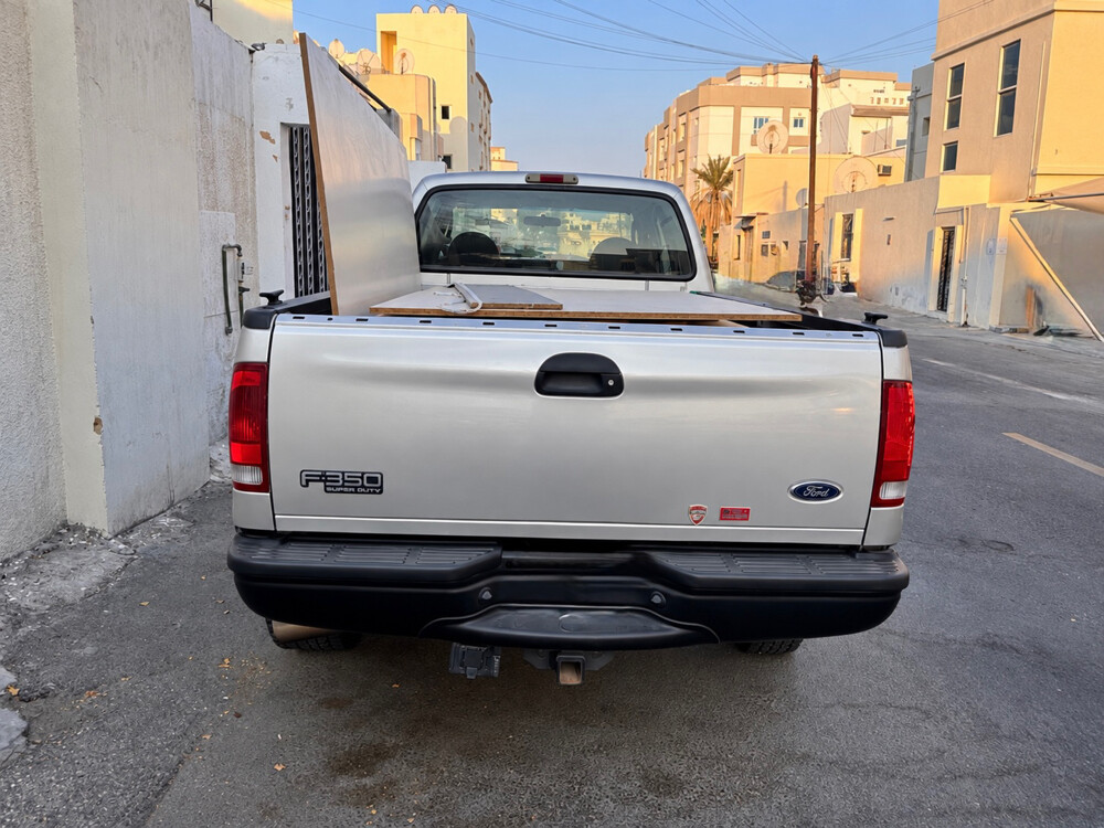 Ford F-350 Super Duty – 2004 - 4