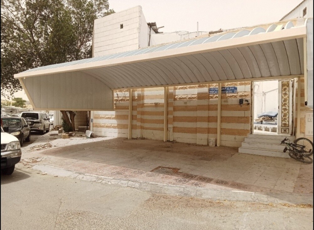 welding work car parking - 3