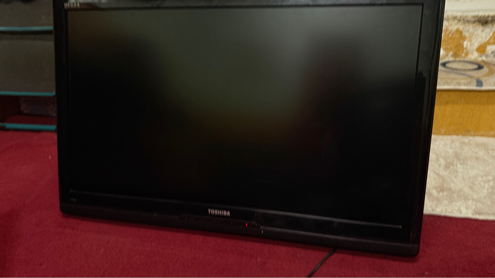 TOSHIBA TV - 1
