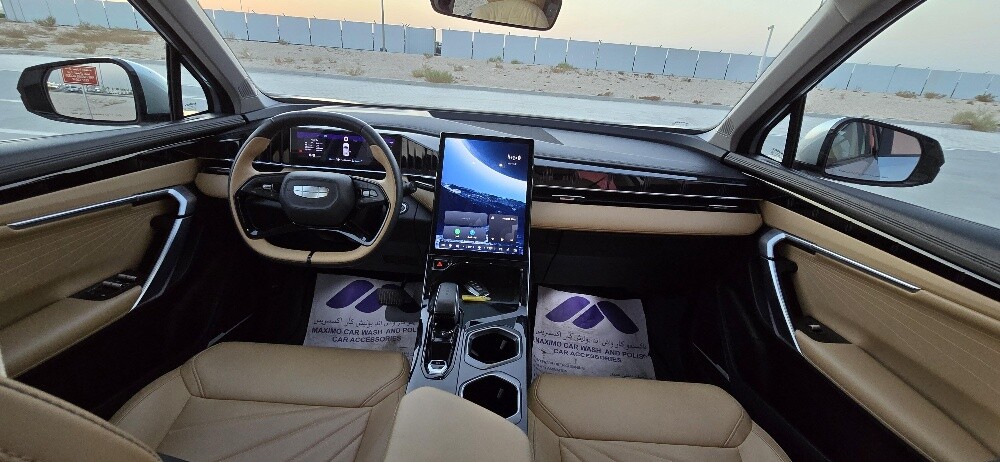 جيلي 2025 - 10