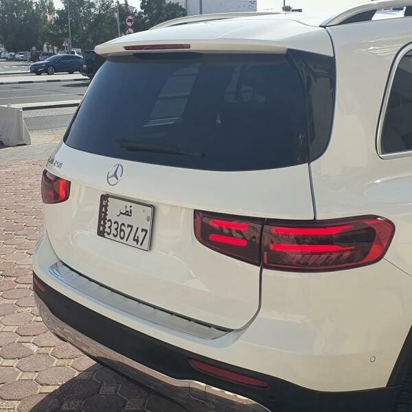 Further REDUCED Mercedes GLB 250 - 10