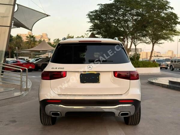 Further REDUCED Mercedes GLB 250 - 13
