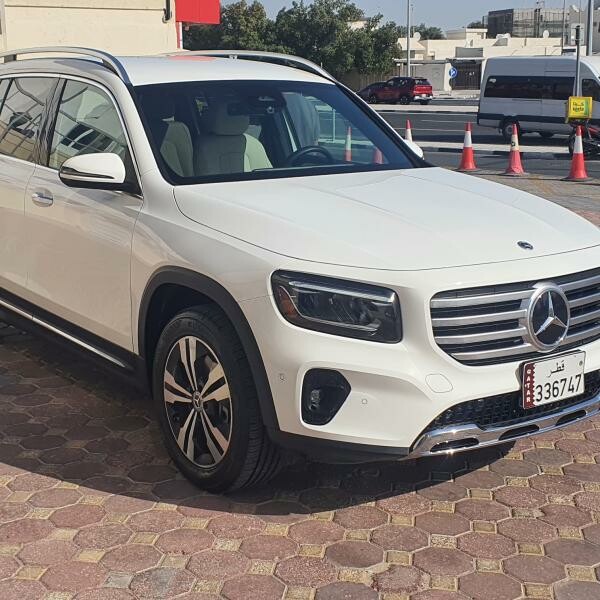 Further REDUCED Mercedes GLB 250 - 8
