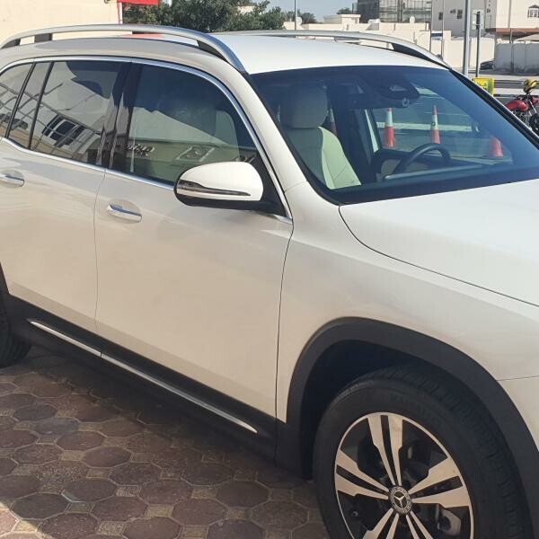 Further REDUCED Mercedes GLB 250 - 12