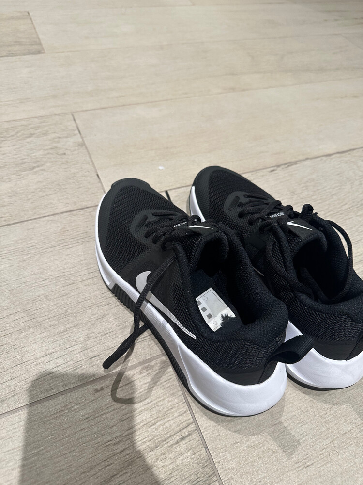 original Nike shoe - 6