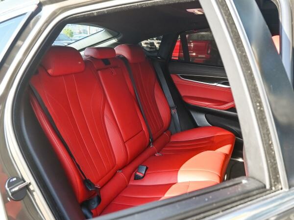 BMW X6 35I - 10