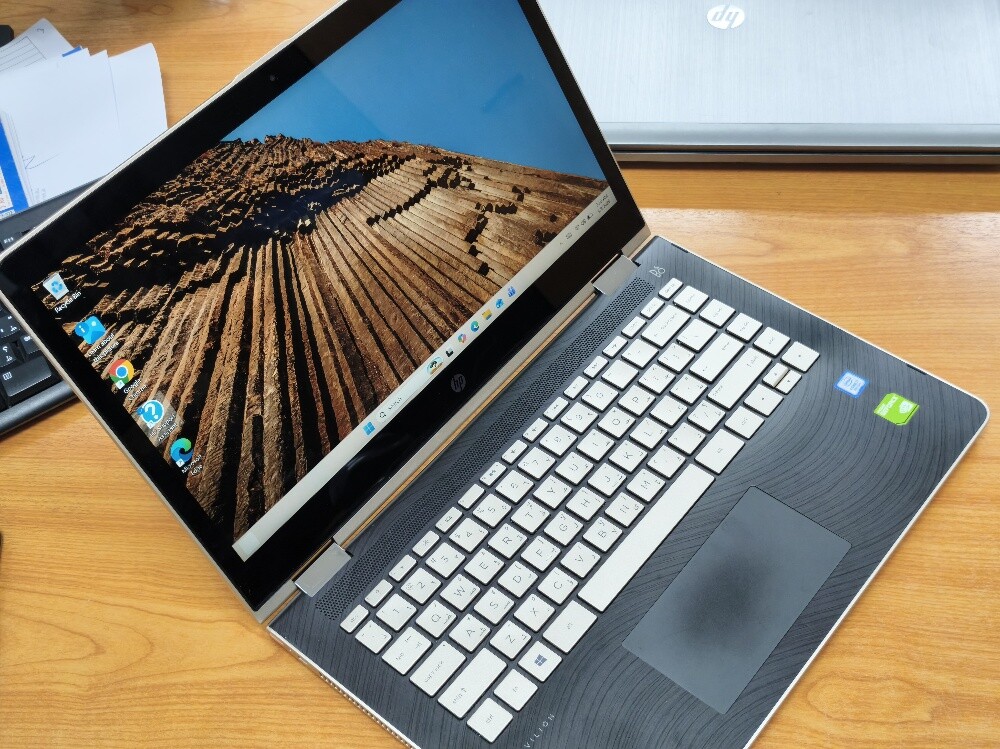 HP touch laptop - 3