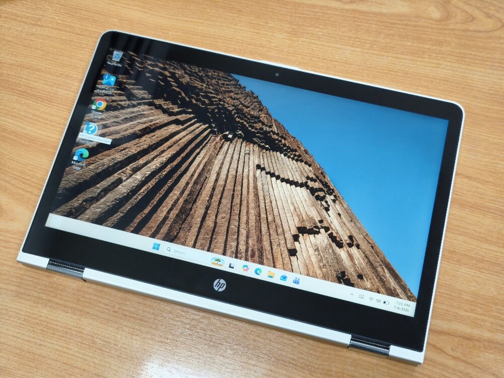 HP touch laptop - 1