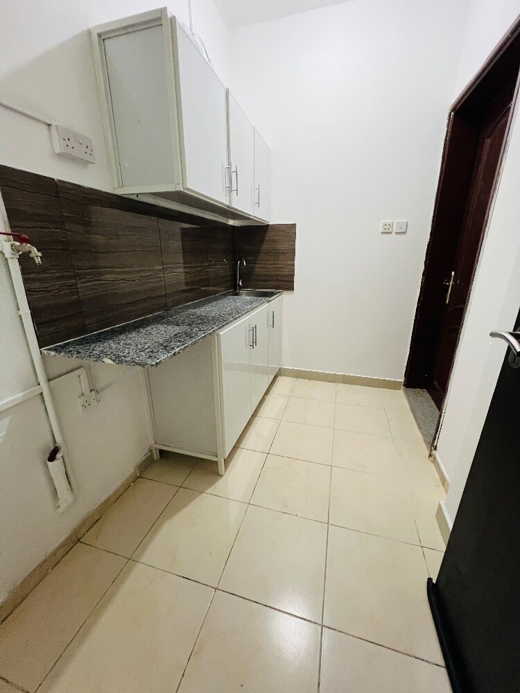 Penthouse studio apartmnt @ al waab - 4