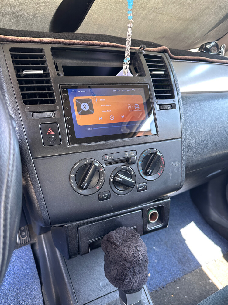 Nissan Tida 2011 - 3