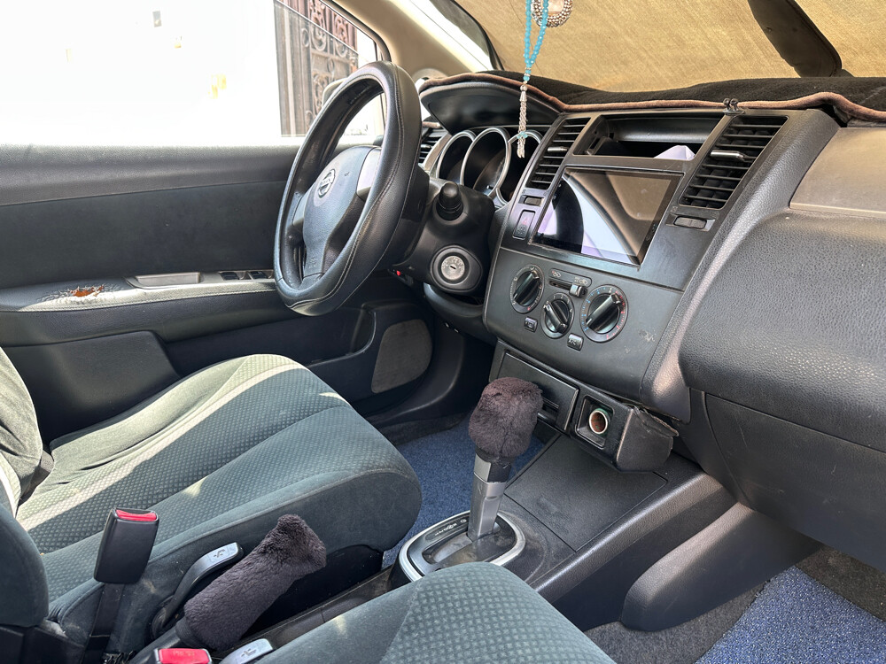 Nissan Tida 2011 - 5