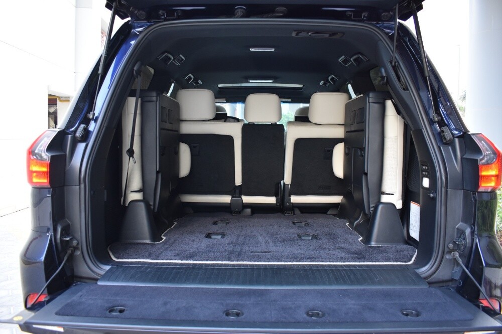 LEXUS LX570 S Low Mileage - 27