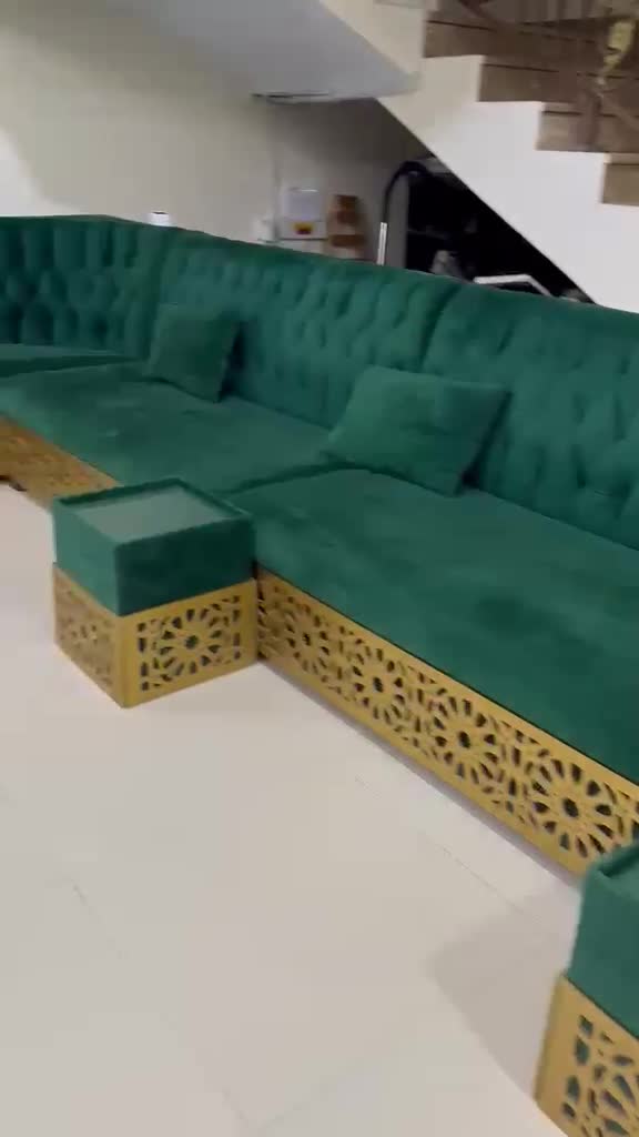 كنب ملكي نظيف تفصل غالي بيع لظرف - 1