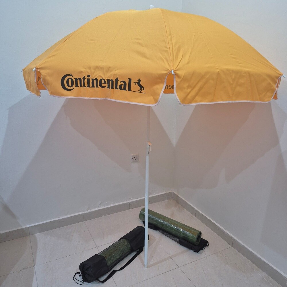 New Umbrella and 2 Sport Mat - 3