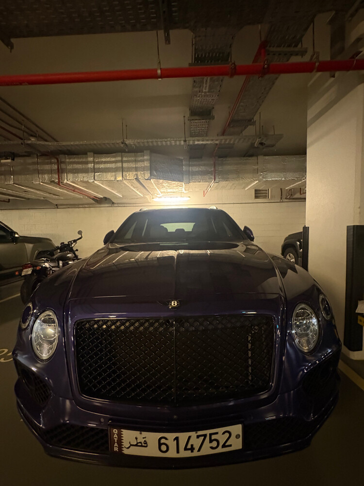 bentley bentayga  - 8