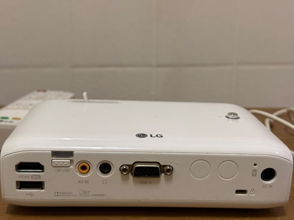 LG Projector for Sale - 3