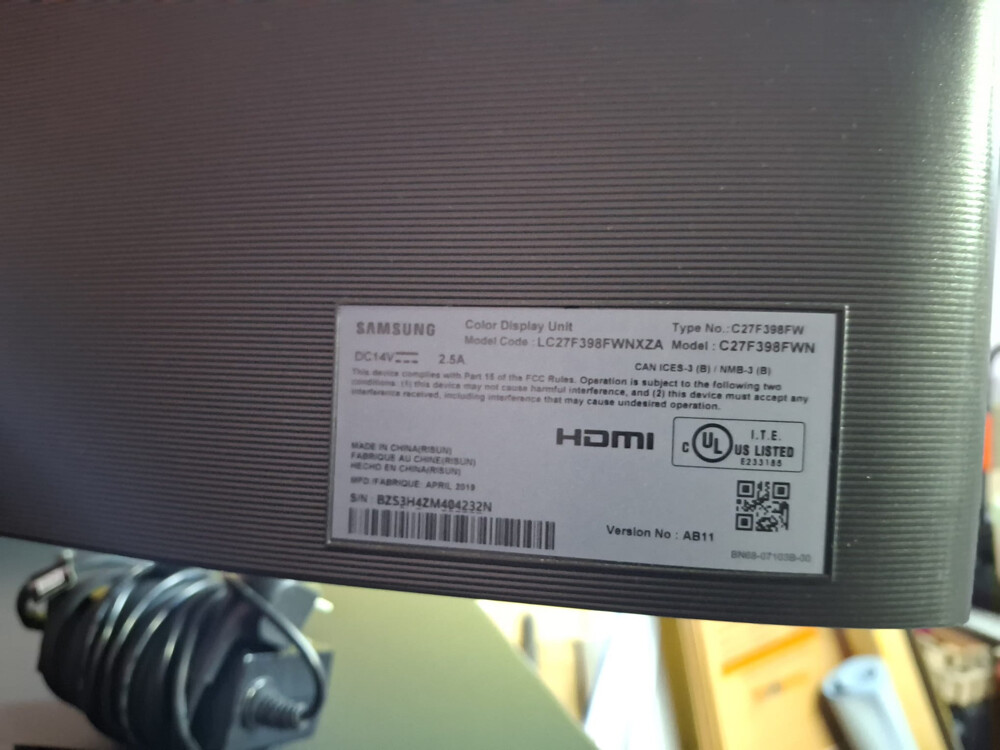 Samsung Monitor  - 3