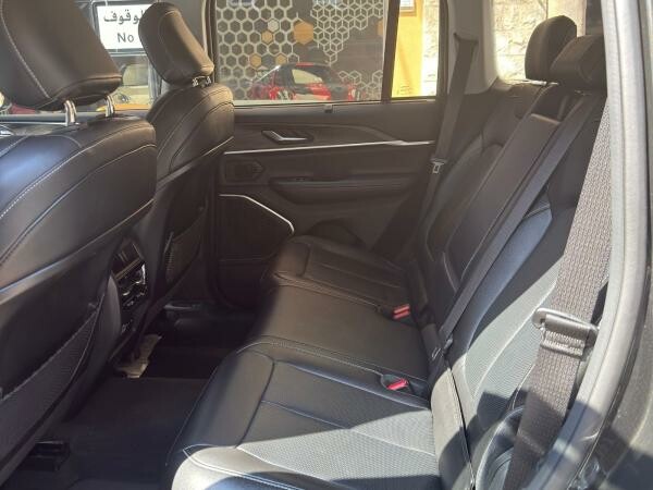 Jeep Grand Cherokee - 7