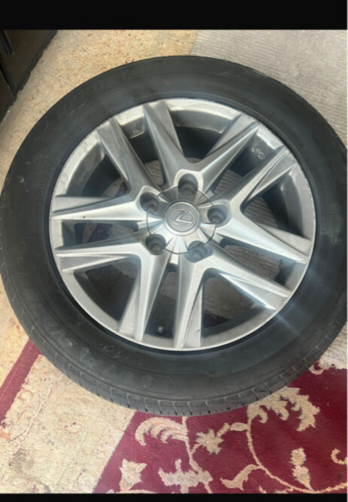 Genuine Lexus Rims&tires  - 1