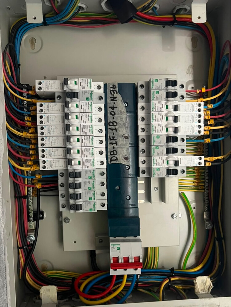 Electrical Maintinance Service - 8