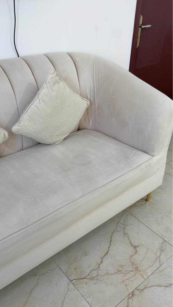 Used sofa in excellent condition. - 7