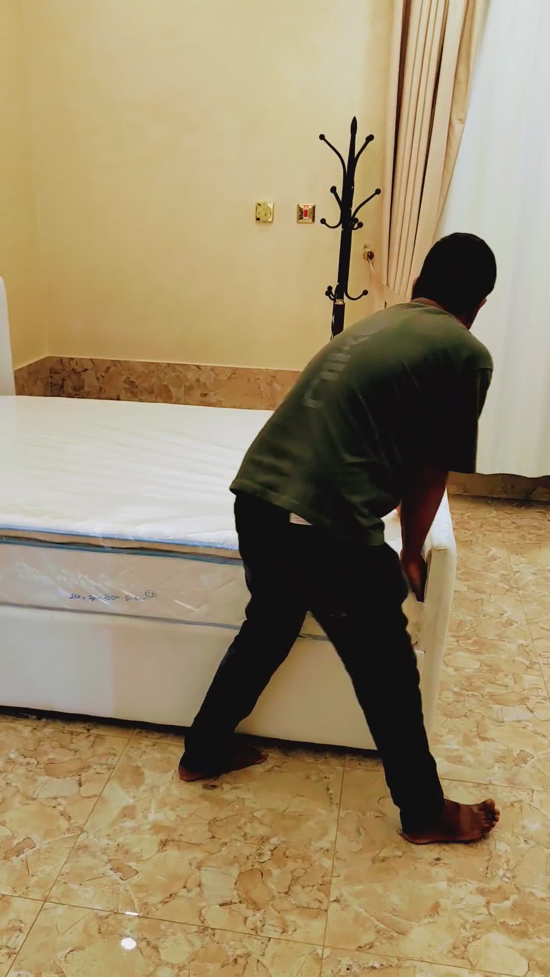 تفصيل وبيع جميع انواع الخزانات بج - 30