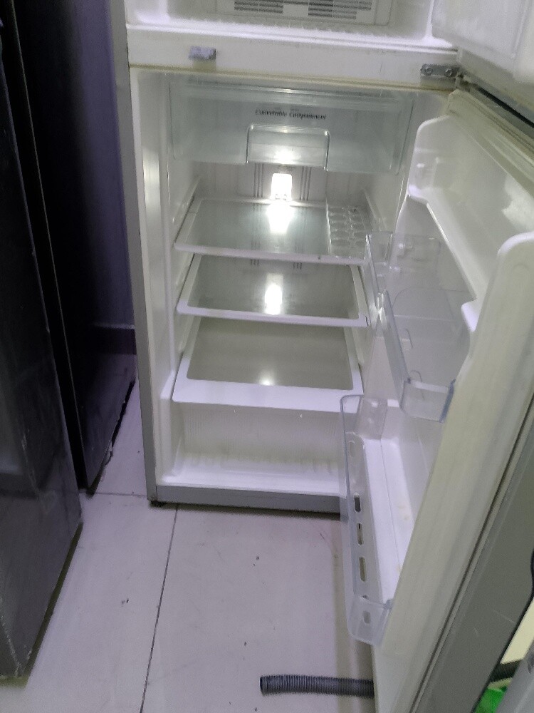 Hitachi Fridge for Sale - 3