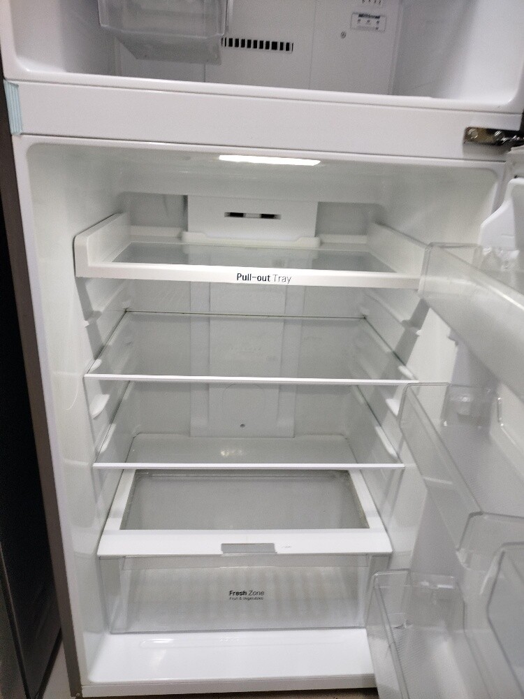 Lg gray same new condition fridge - 5
