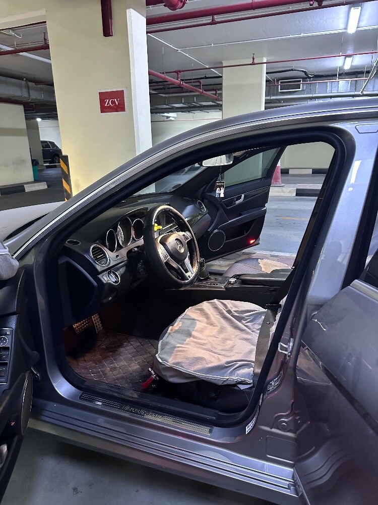 Mercedes C200 AMG 2012 Urgent Sale - 12