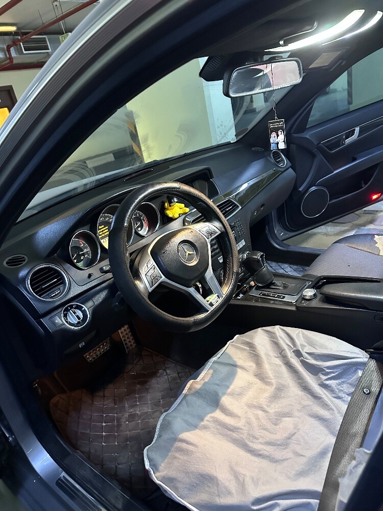 Mercedes C200 AMG 2012 Urgent Sale - 13