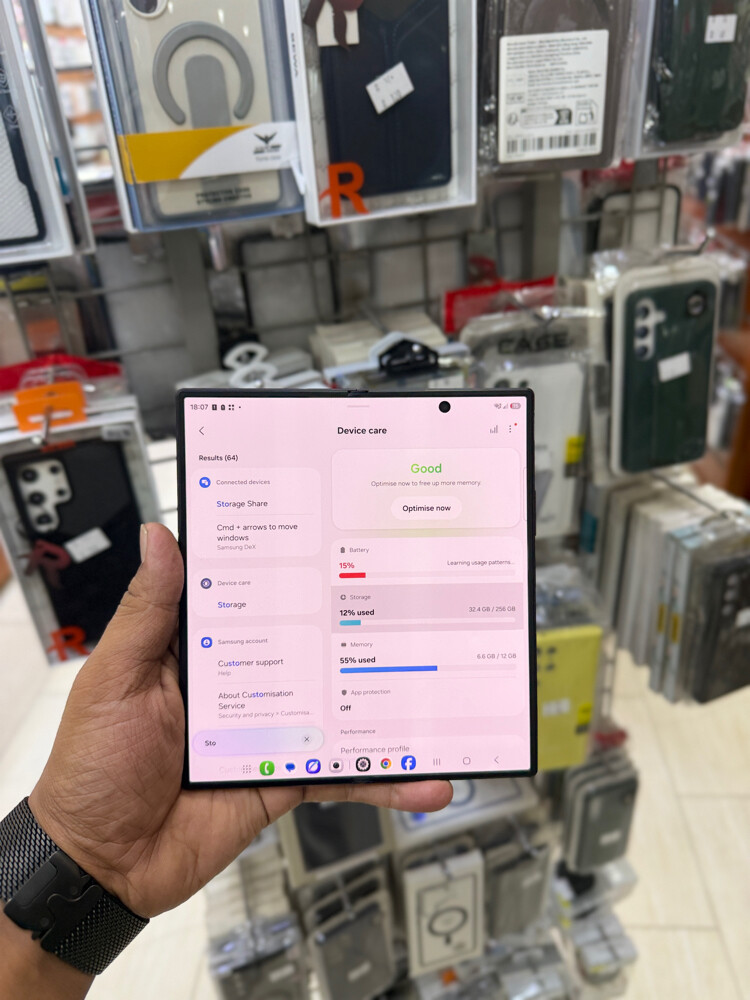 Samsung Fold 8 ultra - 2