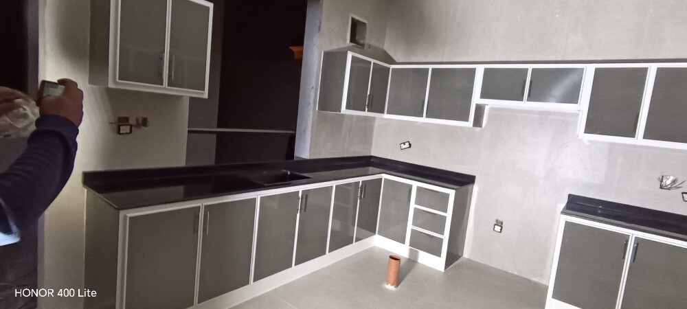 Making and installing aluminum kitc - 2