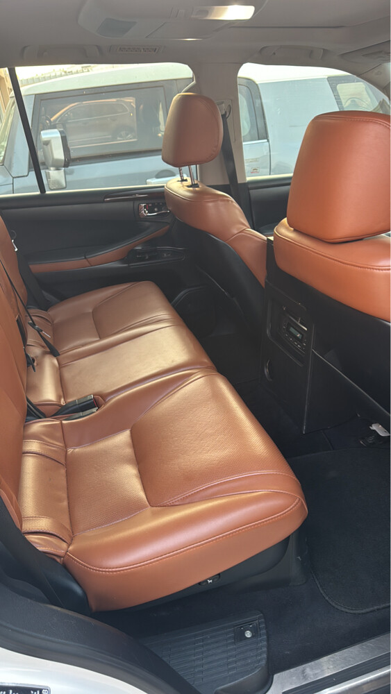 Lexus LX570 - 4